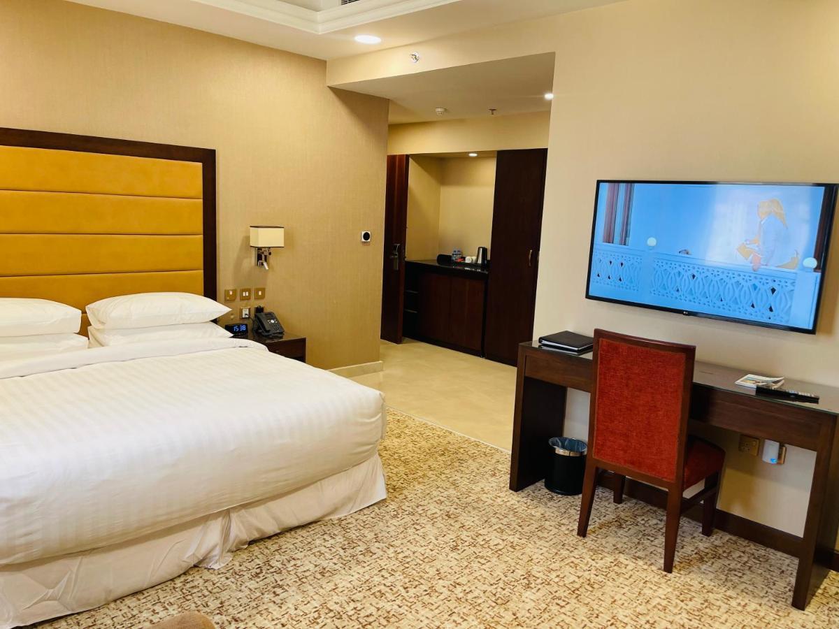 Hotel Grand Legacy