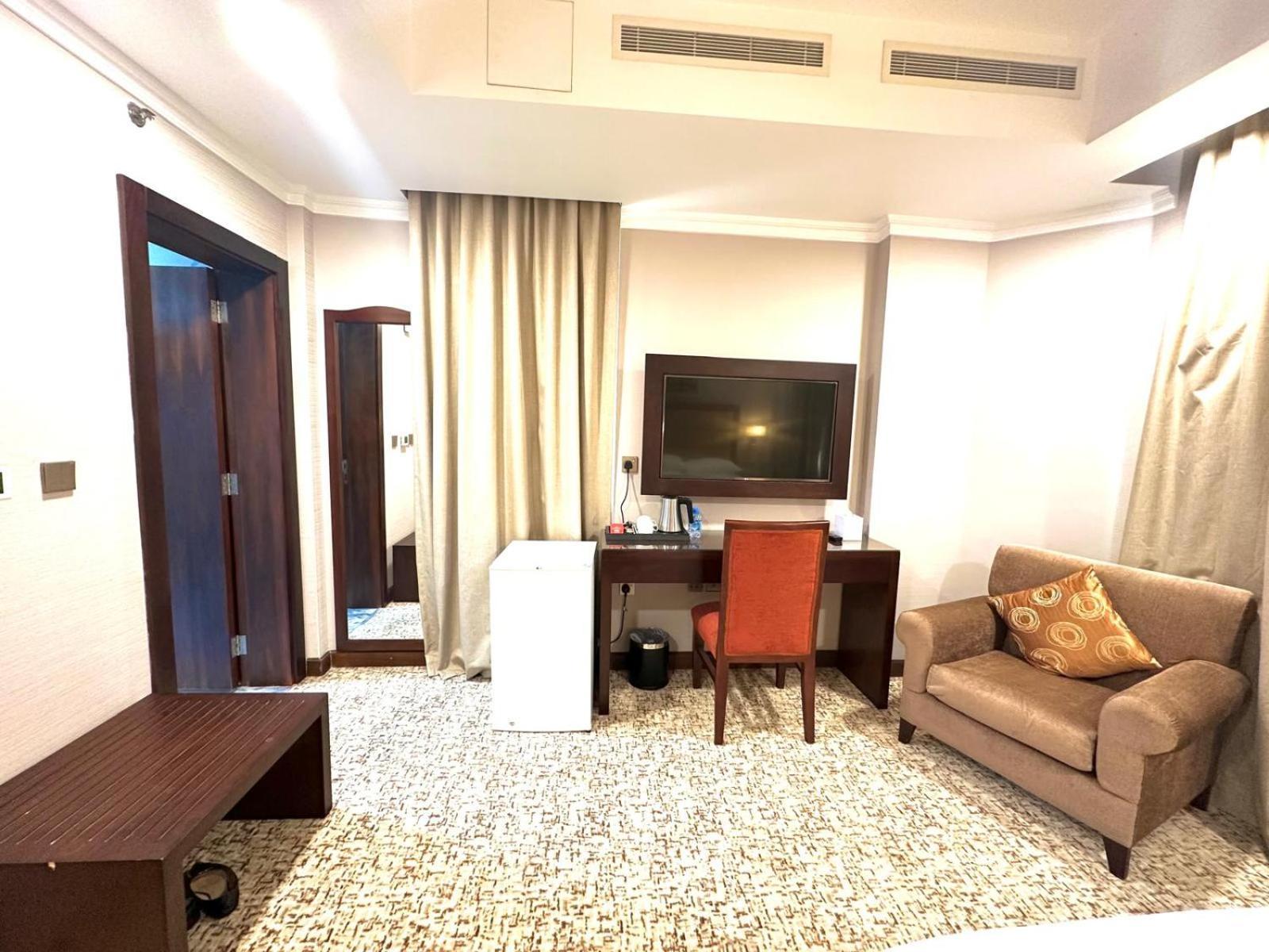 Hotel Grand Legacy 3*